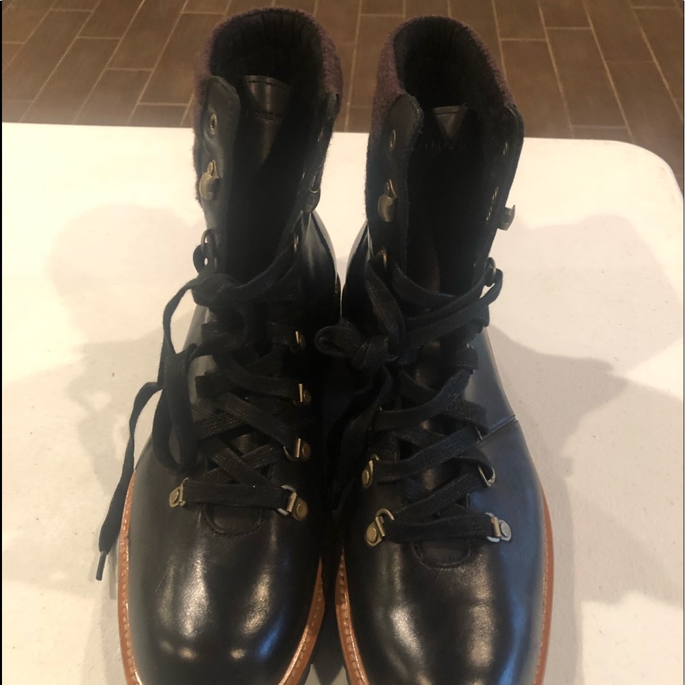 Andrew Marc casual boot